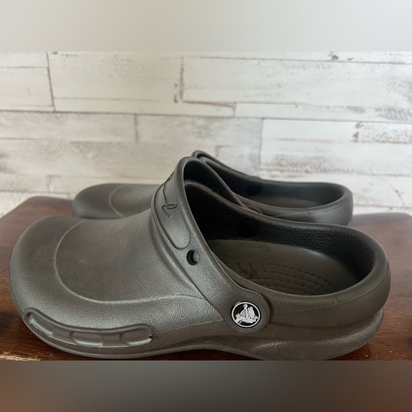 Crocs MARIO Batali Bistro Chef, Nurse Work Clogs Mens 6, Women's 8 - Picture 2 of 8